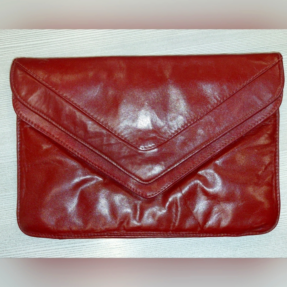 GIMBEL BROTHERS LEATHER CLUTCH